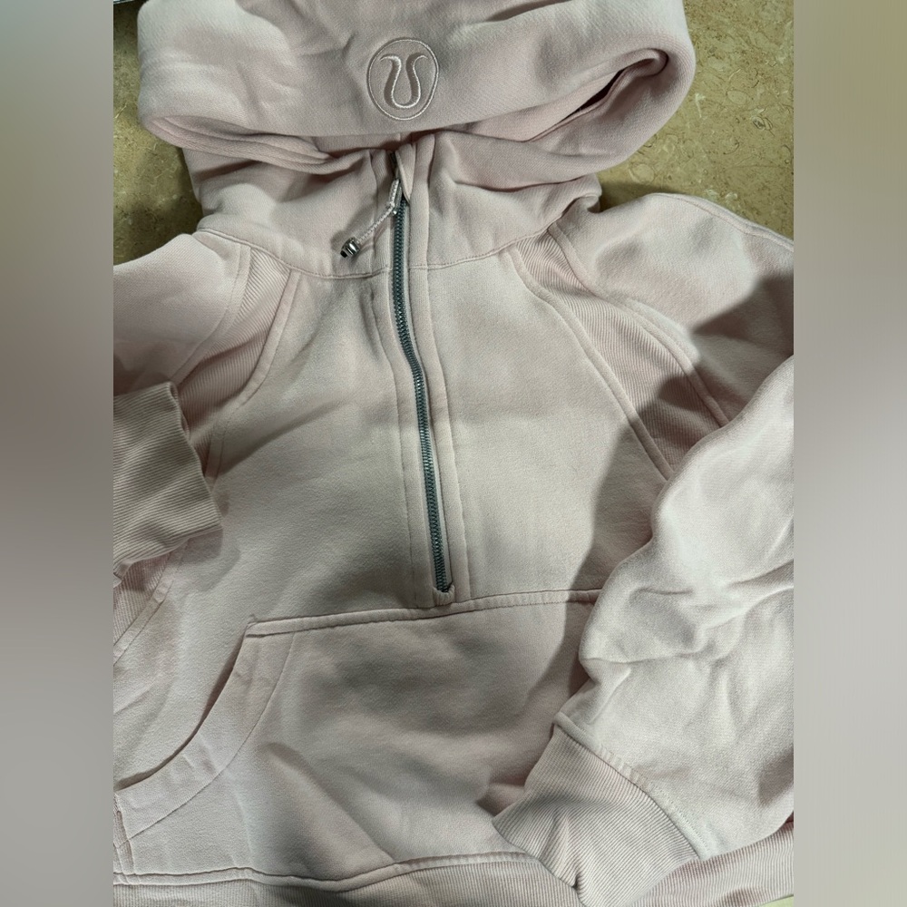 Lululemon Scuba